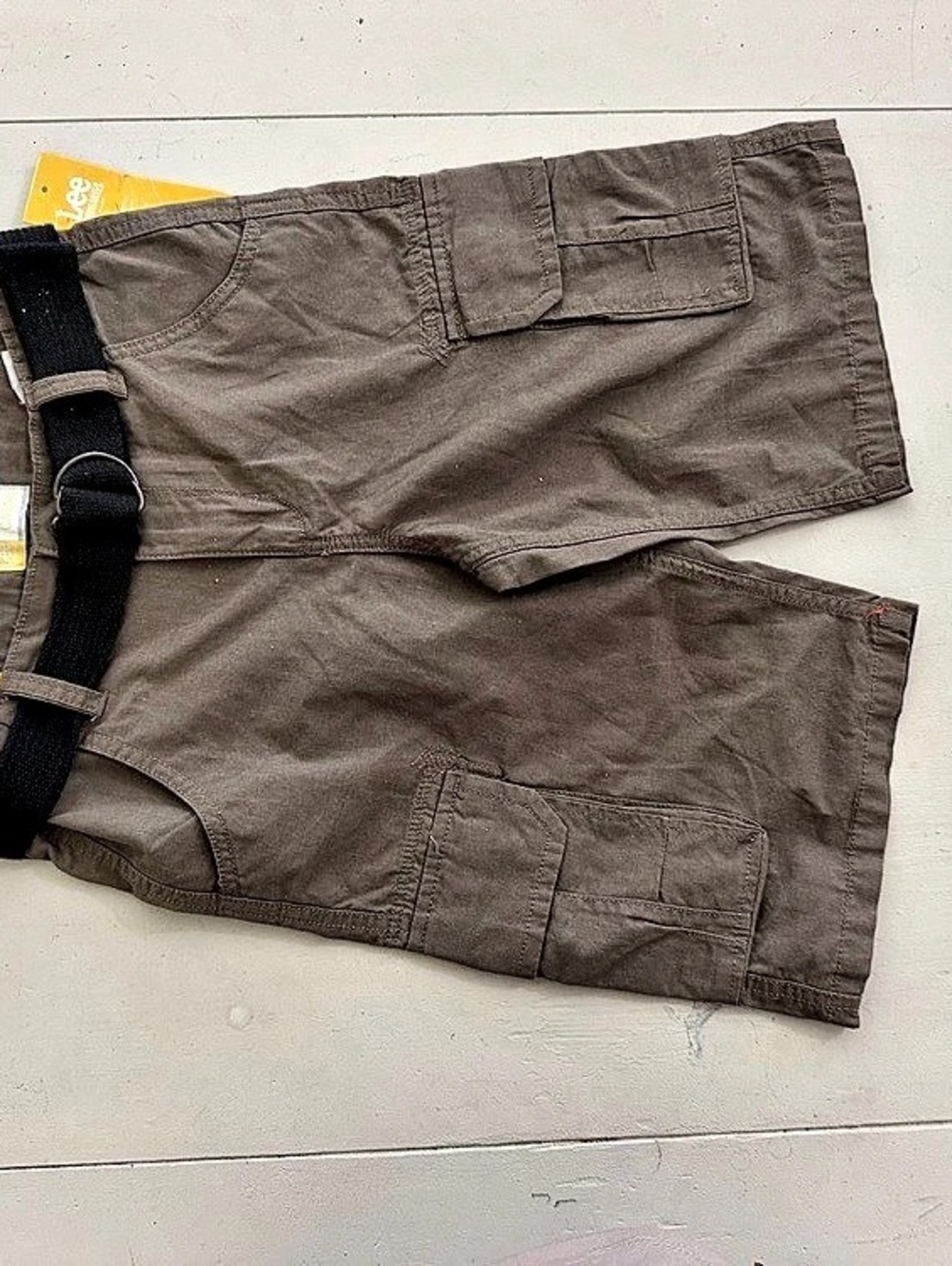 Lee Dungerees Cargo Shorts in Brown Size 12 NWT